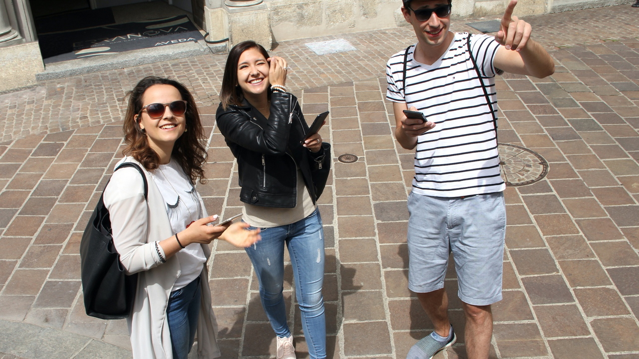 Entfesselt den Teamgeist! In dieser selbst geführten Schnitzeljagd erkundet ihr die wunderschöne Stadt Zürich (Altstadt 1) auf spielerische Weise. Stärkt eure Teamkommunikation und löst gemeinsam knifflige Rätsel, während ihr faszinierende Fakten über die Stadt erfahrt. Die App-basierte Schnitzeljagd durch eine der vielen schönen Städte weltweit ist genau die richtige Idee für euren nächsten Gruppenausflug.