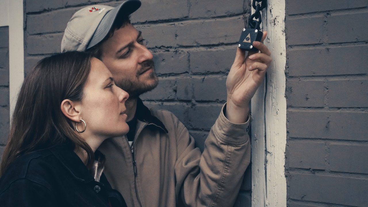 Entfalte das Potenzial deines Teams Wie kannst du Zusammenarbeit und Kreativität in deinem Team entfachen? Verwandle dein Teambuilding-Event in eine Gelegenheit, den Teamgeist zu stärken und verborgene Talente zu entdecken – mit dem Escape Room quer durch Wädenswil.