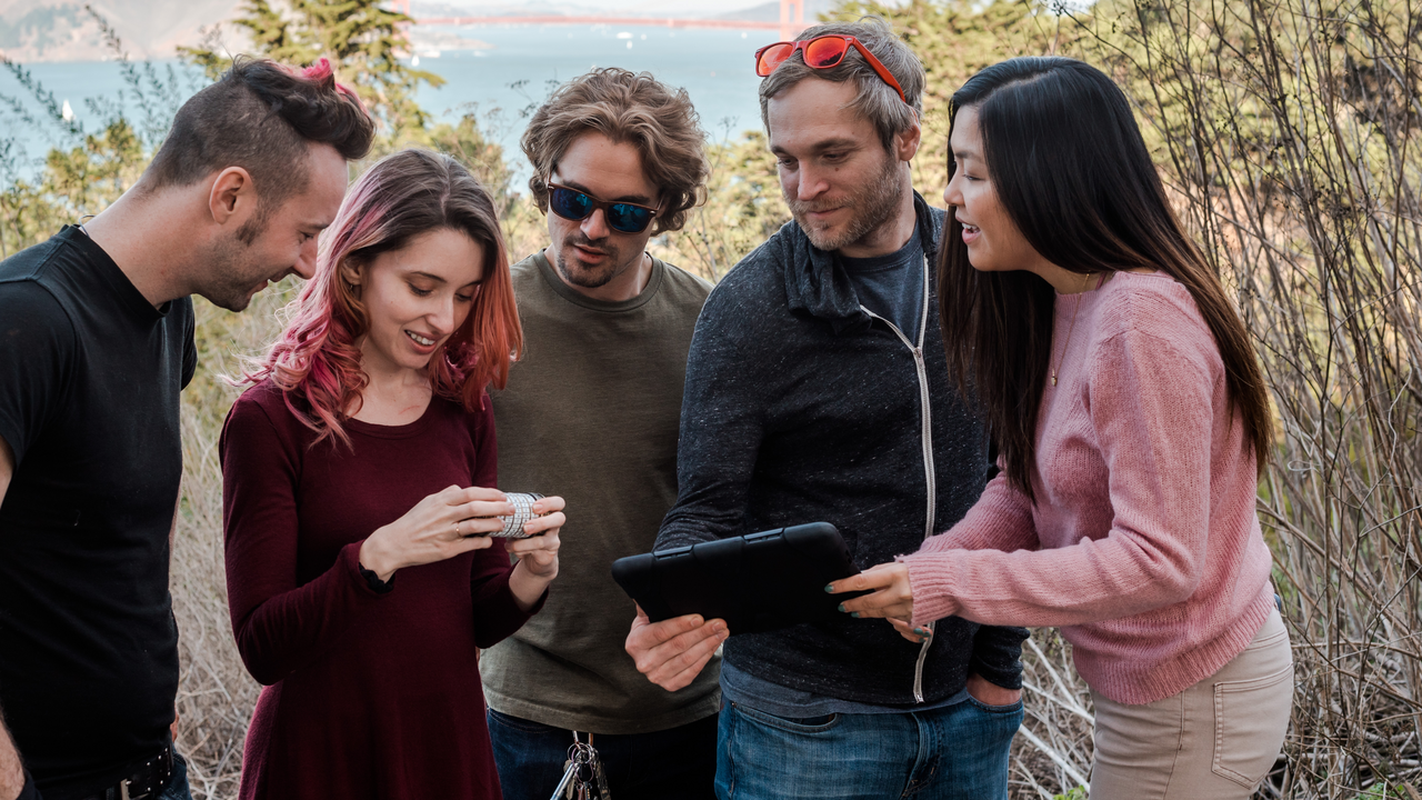 Outdoor Agentenspiel in Sarnen Mit der packenden Agentenjagd «MindFall» erleben Sie mit Ihrem Team einen einzigartigen Event der ganz besonderen Art. Zudem werden Sie die Gegend am Sarnersee auf unterhaltsame Weise besser kennenlernen und können gleichzeitig Teamgeist, Fantasie und Kreativität trainieren.