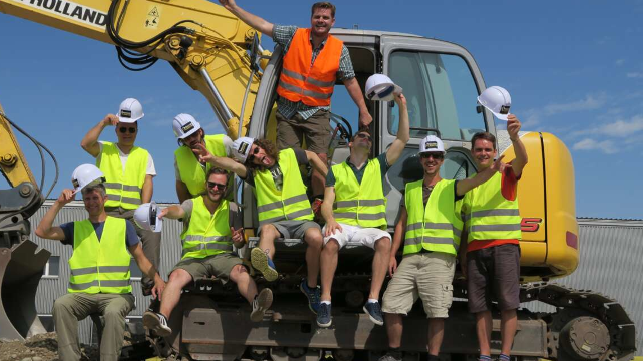 Baggerplausch Event Bad Zurzach AG Für alle, die schon immer mal einen Bagger bedienen wollten. Beim Baggerplausch werden Kindheitsträume wahr. Erlebe Spass und Action. Ideal für Teambuilding, besondere Anlässe oder als Geschenkidee.