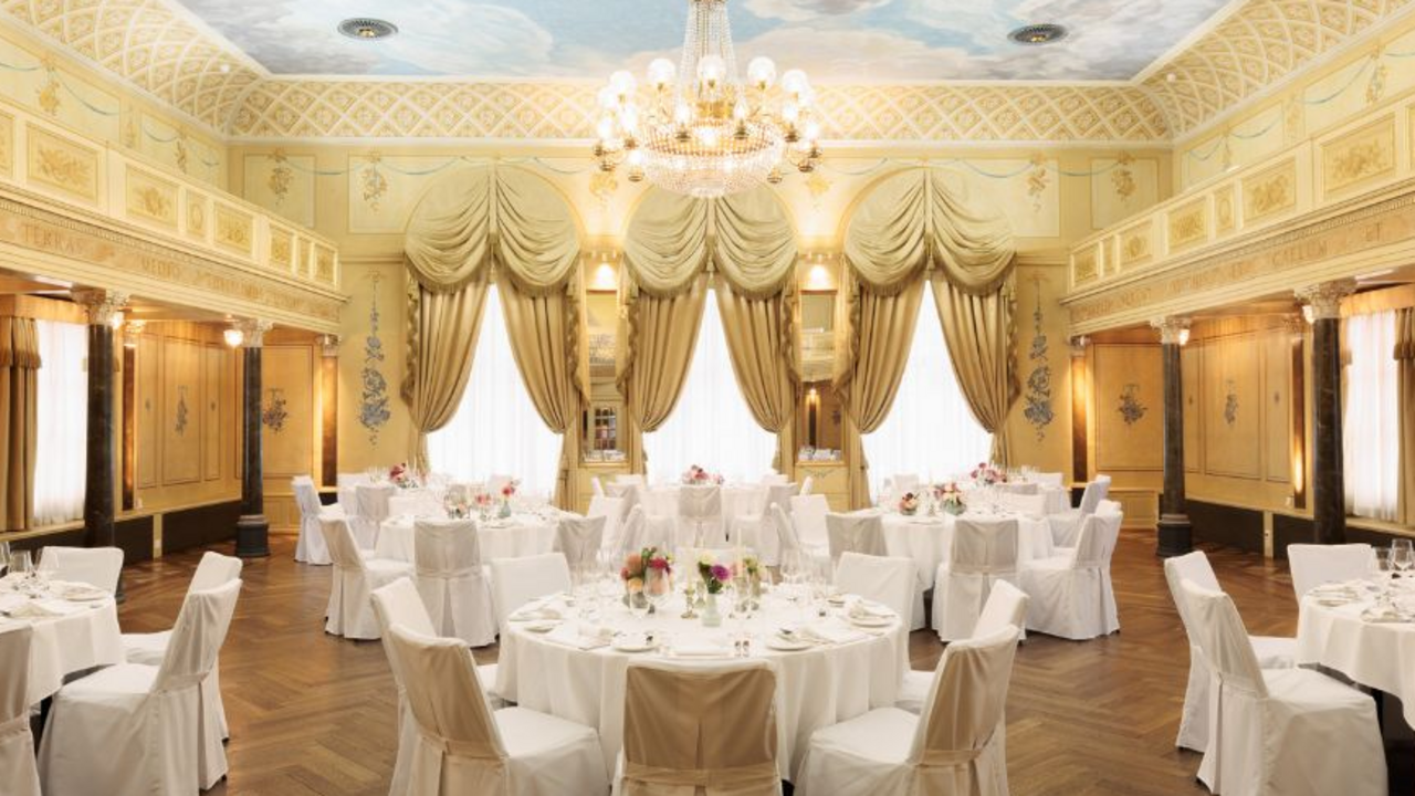 Ihr Anlass am Zürichsee Geben Sie Ihr Fest in unsere Hände und Sie werden begeistert sein – versprochen! Kontaktieren Sie uns und Ihr Traum von einem Fest am Zürichsee wird Wirklichkeit.