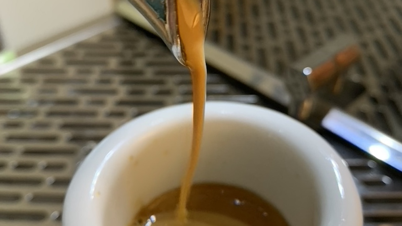 Ein praxisorientierter Teamworkshop, der sich für alle Kaffeegeniesser eignet, welche nicht auf einen guten Kaffee verzichten möchten.