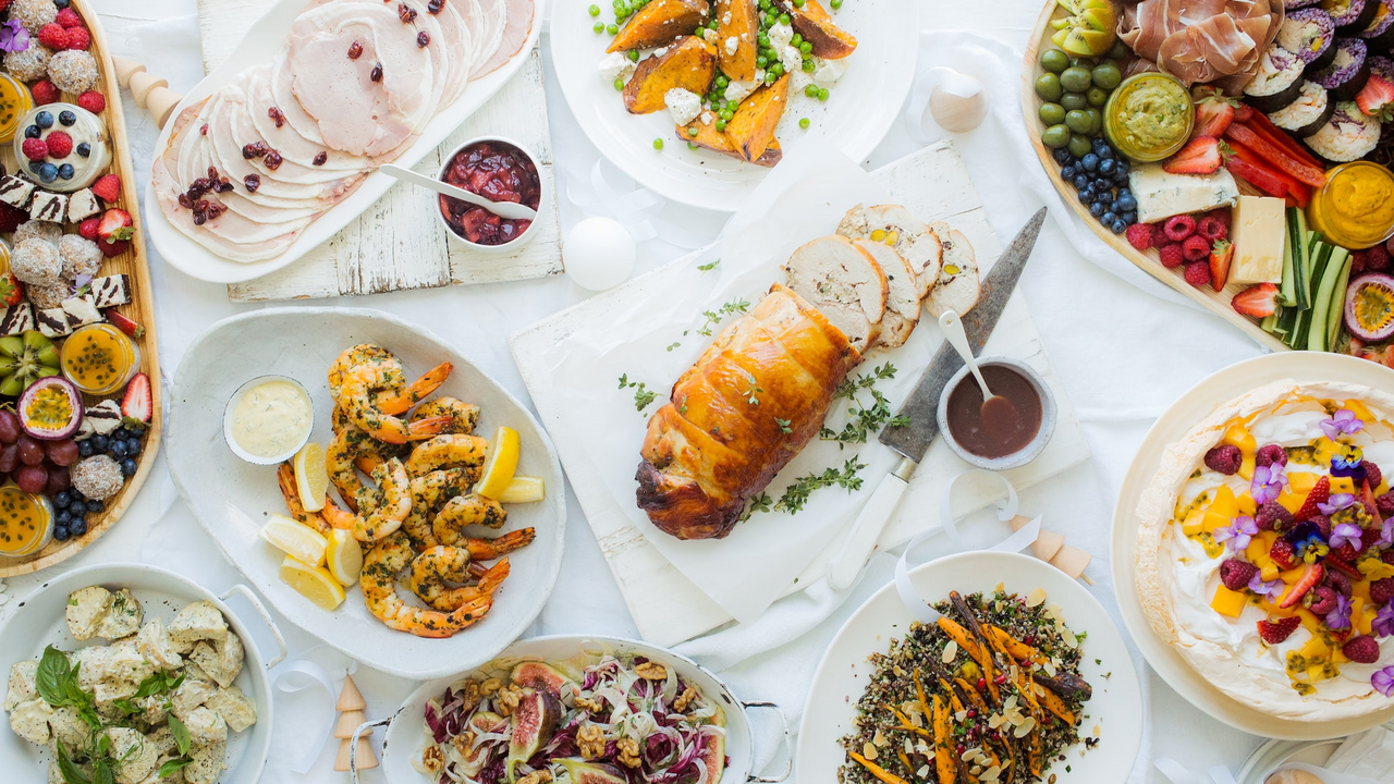 Kulinarisches Verwöhnprogramm Geniessen Sie mit Ihren Mitarbeitern ein kulinarisches Verwöhnprogramm à discrétion in stimmigem Ambiente. Verbringen Sie mit Ihren Gästen einen gemütlichen Abend und essen und trinken Sie während drei Stunden, was Ihr Herz begehrt.