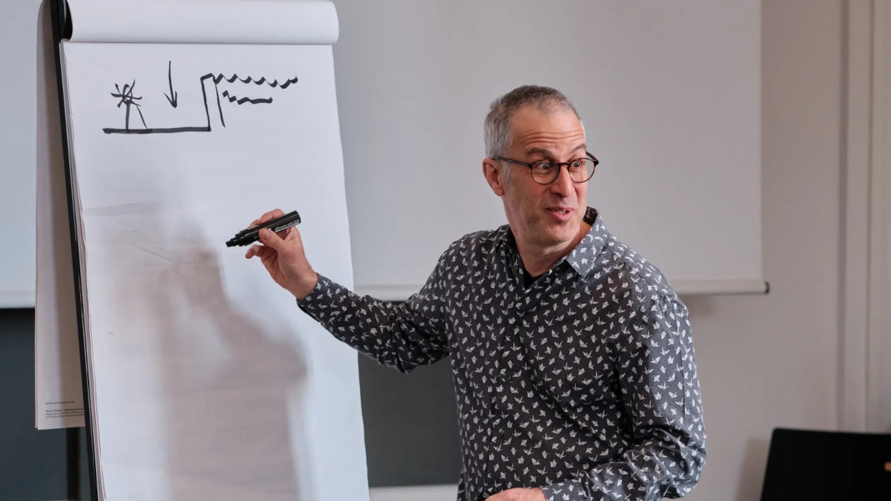 Comic-Zeichnen Workshop Meine Workshops «Comic-Zeichnen» machen stets viel Spass, sind kurzweilig und auch für Anfänger bestens geeignet. Sie richten sich an alle Altersgruppen und setzen keinerlei Erfahrung oder zeichnerisches Können voraus.