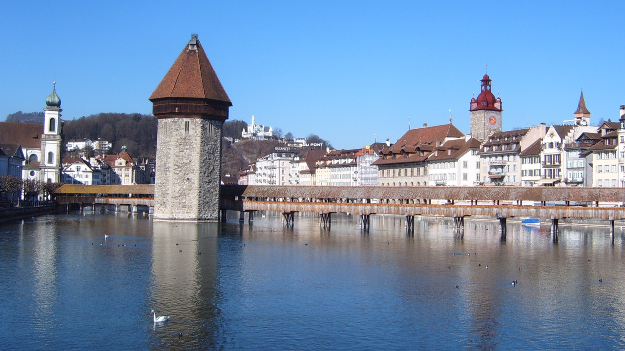 Voyage Culinaire Luzern mit historischer Stadtbesichtigung und Einführung in die Tourismusgeschichte