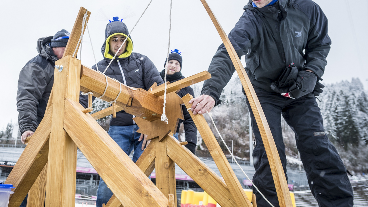 Kick-Off-Event Starten Sie erfolgreich ins nächste Projekt. Begeistern Sie Ihre Mitarbeiter oder Projektbeteiligten mit einer Atmosphäre in der es Spass macht zu arbeiten und belohnen Sie sich und Ihre Gäste mit einem aussergewöhnlichen Kick-off – ein erfolgreicher Start ist garantiert.