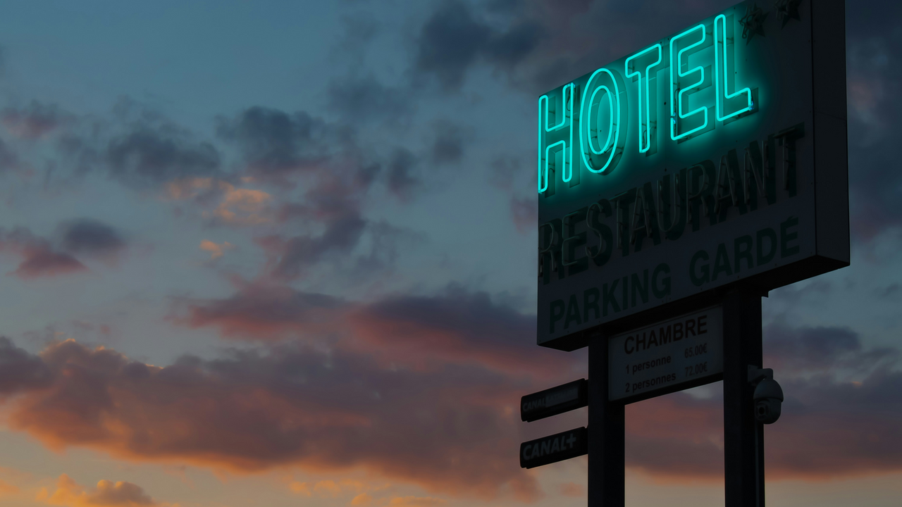 Kostenlose Hotelvermittlung Zeit ist kostbar, also verschwenden Sie sie nicht mit zeitraubenden Tätigkeiten! Wir finden für Sie und Ihre Gruppe ab 7 Personen in der Schweiz und dem nahen Ausland Hotelunterkünfte oder Meetingräumlichkeiten.
