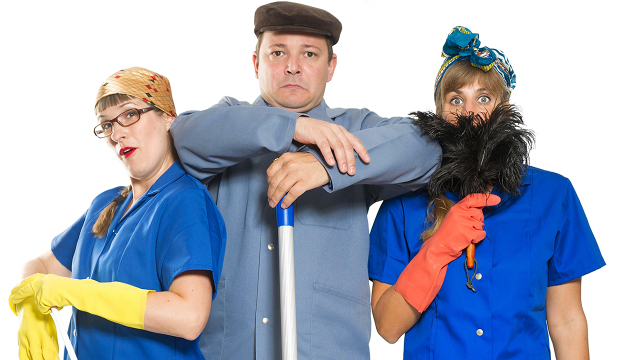Lustiges Putzteam Comedy Schmunzeln Sie mal über unser verrücktes Putzteam! Willkommen beim Putzservice "Lustig & Wischig" der Wischi GmbH, wo wir jedes Staubkorn auf Ihrer Brille aufspüren und jedes verirrte Haar auf Ihrem Stuhl zur Strecke bringen! Selbst bunte Wäsche hat bei uns keine Chance – sie wird so weiss gewaschen, dass selbst Schneewittchen vor Neid erblassen würde. Und für unsere glatzköpfigen Kunden haben wir ein spezielles Serviceangebot: Wir polieren Ihre Glatze so, dass sie in der Sonne funkelt wie eine Discokugel!