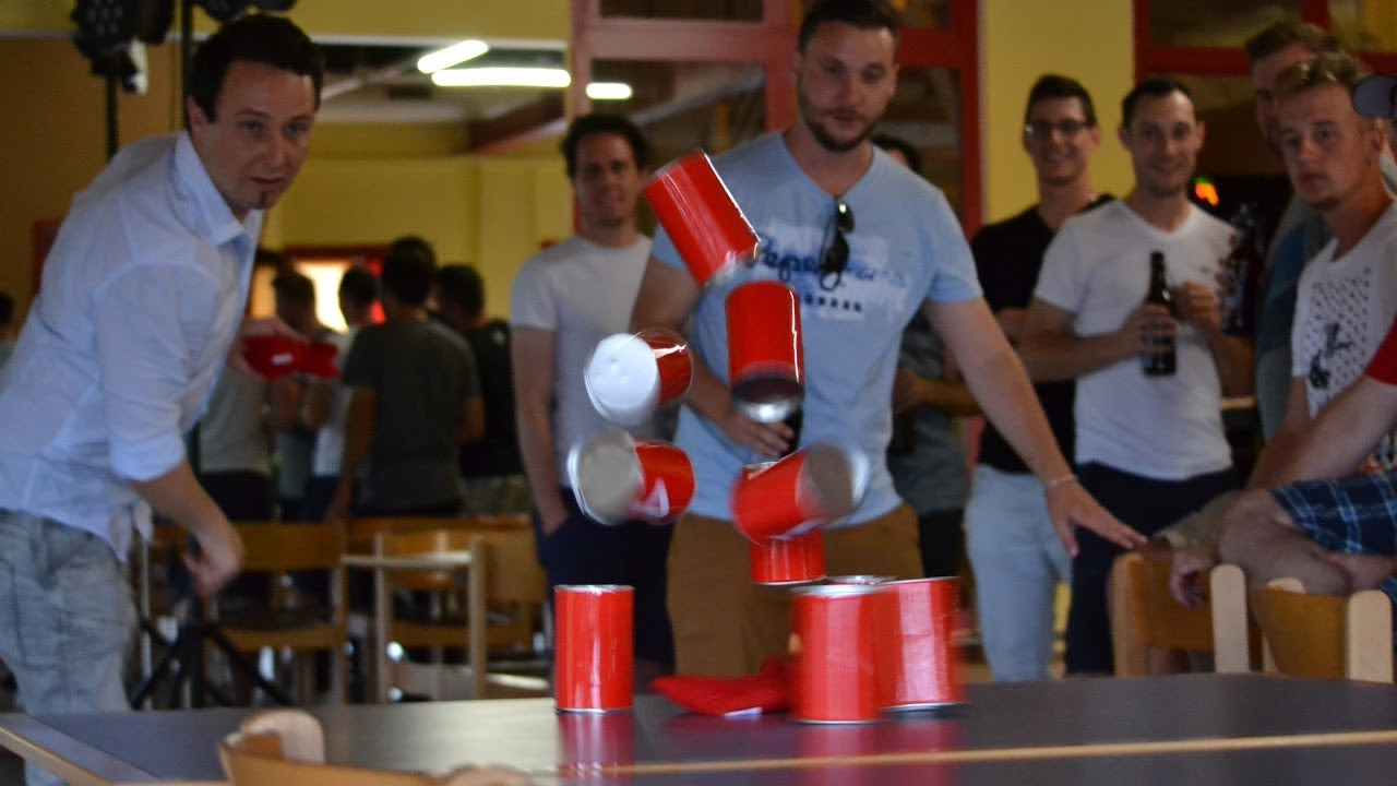 Challenge mit Grill- oder Pizzaplausch Pit-Pat, Bowling, Armbrust, Mega 4 in Linie, Leitergolf und viele mehr. Wählen Sie Ihre Disziplinen aus und spielen Sie. Gespielt wird in 4er bis 6er Gruppen. Sie erhalten eine Einführung, Formulare und schliesslich die Rangliste. Gerne führen wir Sie durch alle Games bis hin zur Rangverkündigung.