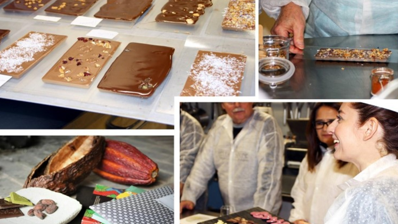 Schokoladen Workshop Sie wollen Ihre eigene köstliche Schokolade kreieren? Unser Workshop bietet Ihnen die Möglichkeit Ihrer Kreativität freien Lauf zu lassen und drei eigene Schokoladetafeln zu giessen und zu verfeinern. Gleichzeitig erhalten Sie einen exklusiven Einblick in eine traditionelle Schokoladen- und Backstube eines lokalen Familienbetriebs in 3. Generation. Sie degustieren rohe und geröstete Kakaobohnen sowie verschiedene Schokoladekreationen mit vielfältigen Aromen von einer edlen 100% Grand Cru Truffe bis zur aromatisierten Matcha-Schokoladentafel und werden bei unserem Workshop und geführter Degustation zum Schokoladenconnaisseur und - createur. Alle Teilnehmer erhalten ein süsses Give-Away, nebst den eigenen Tafeln.