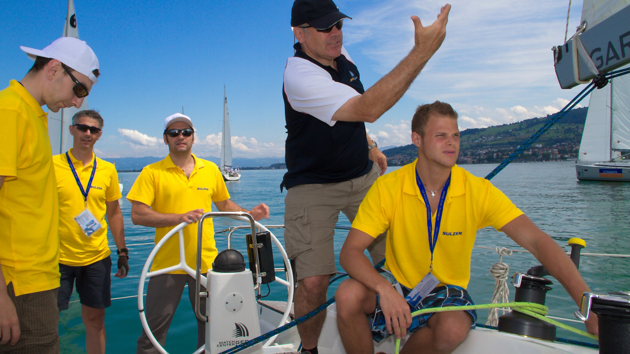 Segeltörn mit Ihrem Team Unternehmen Sie mit uns einen Segel-Betriebsausflug und stärken Sie den Zusammenhalt im Team!