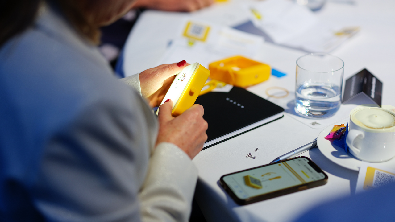 How to have fun, build team spirit, and make an impact in just one hour? This highly powerful collaborative activity "The Hour of Power" will see your attendees tasked with assembling a Solar-powered light – for distribution to children living in countries of extreme energy poverty, specifically in the Dominican Republic, Tanzania, India, Cambodia, Timor-Leste, Papua New Guinea and Vanuatu.