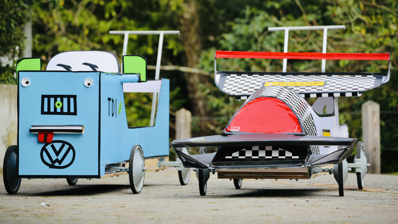 Seifenkisten-Grand-Prix schweizweit Die Teilnehmenden bauen in Kleingruppen eine Seifenkiste (Mechanikbausatz und Kreativ-Carrosseriebau). Anschliessend messen sich die Teamkollegen während eines Seifenkistenrennens.