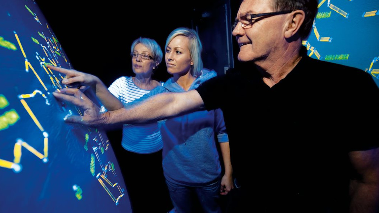 Quests im Team lösen Unsere Rätsel-Räume sind der perfekte Ort, um Spass zu haben und als Team zu wachsen. Die grosse und freie Auswahl an Missionen (=Quests) garantiert Spass für alle. Ob Lehrling oder CEO, ob sportlich oder eher bequem – ohne Teamwork geht gar nichts.
